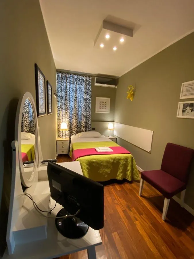 Domus San Martino Guesthouse Piacenza 0*,