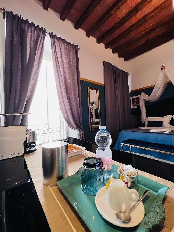 Bed & Breakfast Domus San Martino Guesthouse Piacenza Italy