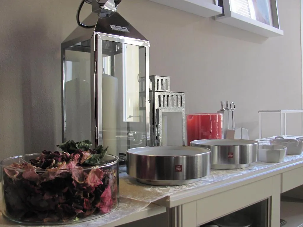Domus San Martino Guesthouse Piacenza 0*,  Italy