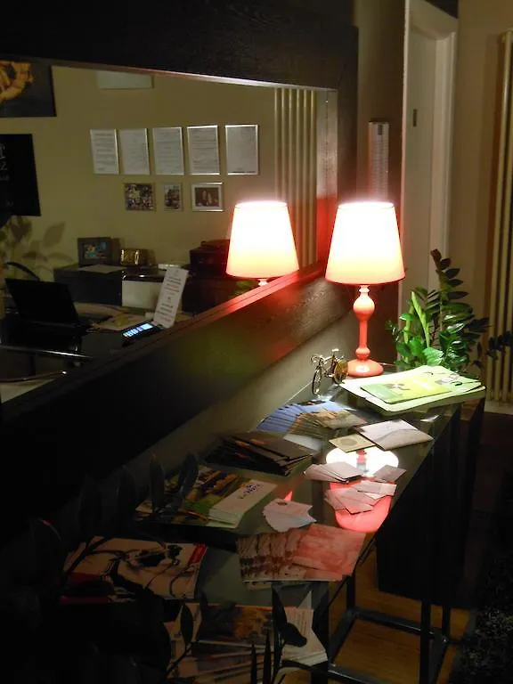 Domus San Martino Guesthouse Piacenza Bed & Breakfast